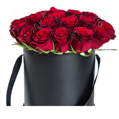 Red roses delivery from PetalPop.ae – Stunning arrangements available across UAE